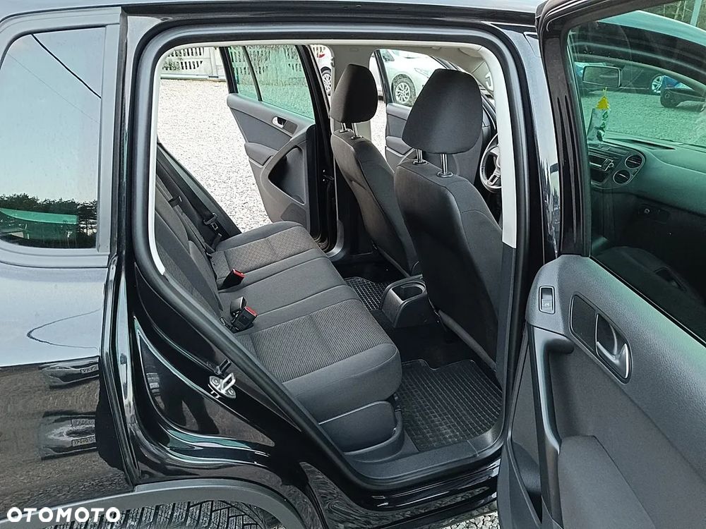 Volkswagen Tiguan 2.0 TDI Perfectline - 13