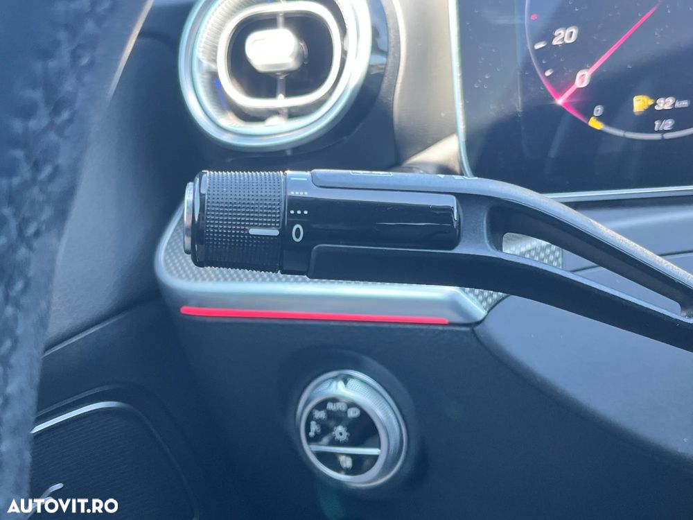 Mercedes-Benz C 300 MHEV 4MATIC - 17