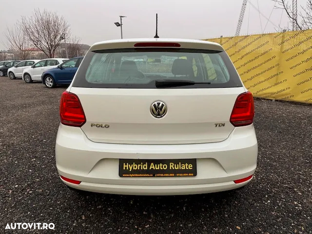 Volkswagen Polo 1.4 TDI CR Comfortline - 3