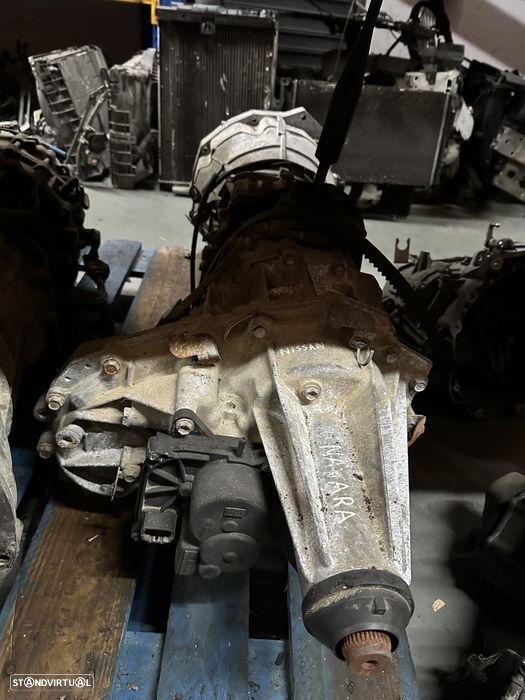 Caixa de Velocidades Nissan Navara 4X4 - 3