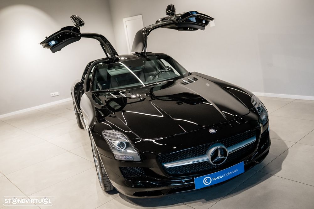 Mercedes-Benz SLS 63 AMG - 15
