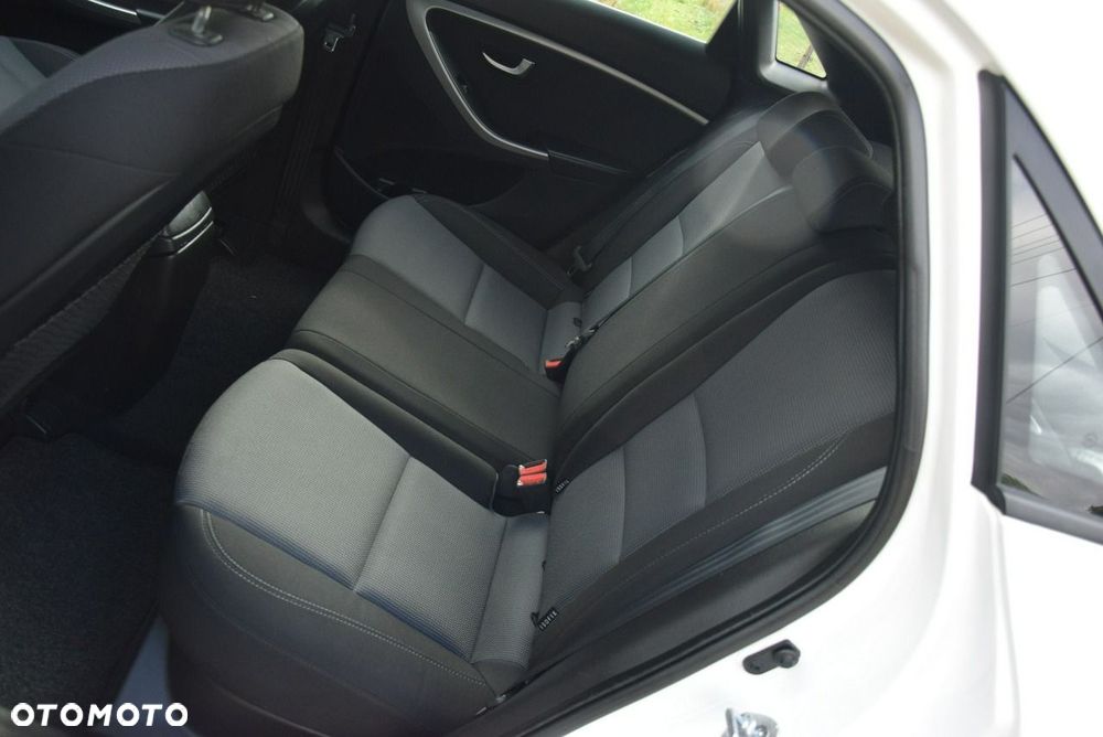 Hyundai i30 1.4 Classic + - 23