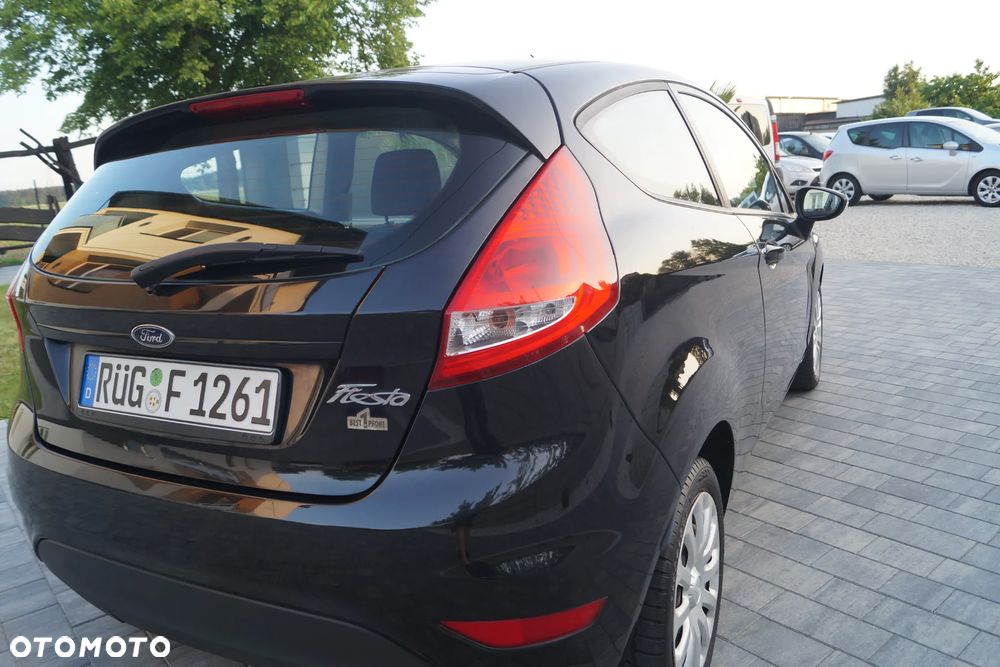 Ford Fiesta 1.25 Champions Edition - 15