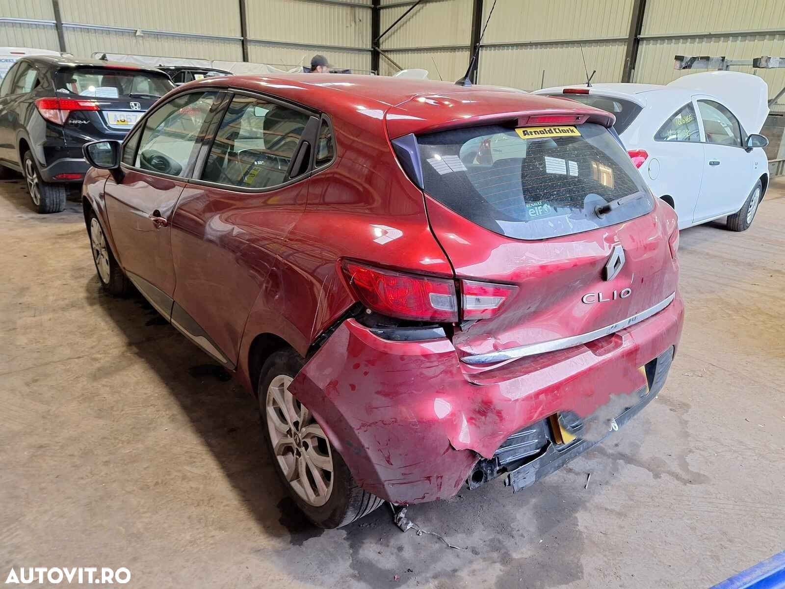 Carenaj aparatori noroi fata Renault Clio 2017 Hatchback Rosu - 3