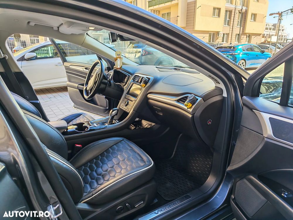 Ford Mondeo 2.0 HEV Vignale - 15