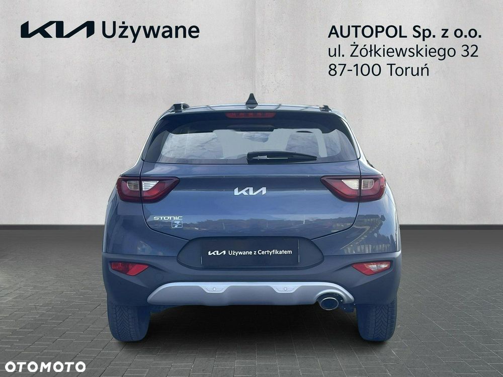 Kia Stonic - 4