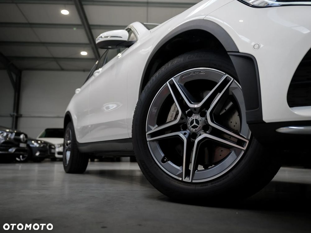 Mercedes-Benz GLC 200 d 4Matic 9G-TRONIC AMG Line - 14