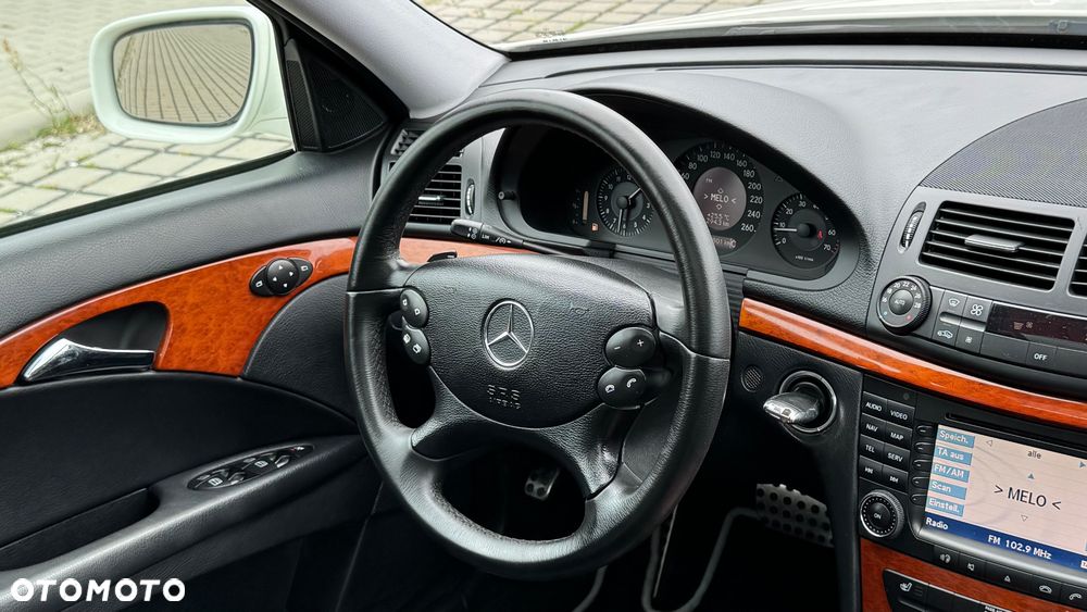 Mercedes-Benz Klasa E - 36