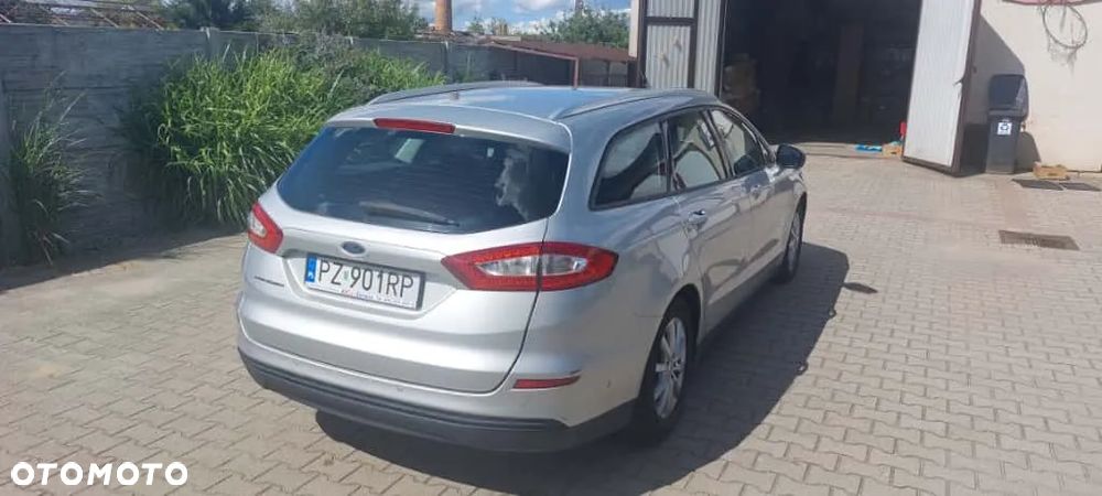 Ford Mondeo - 8