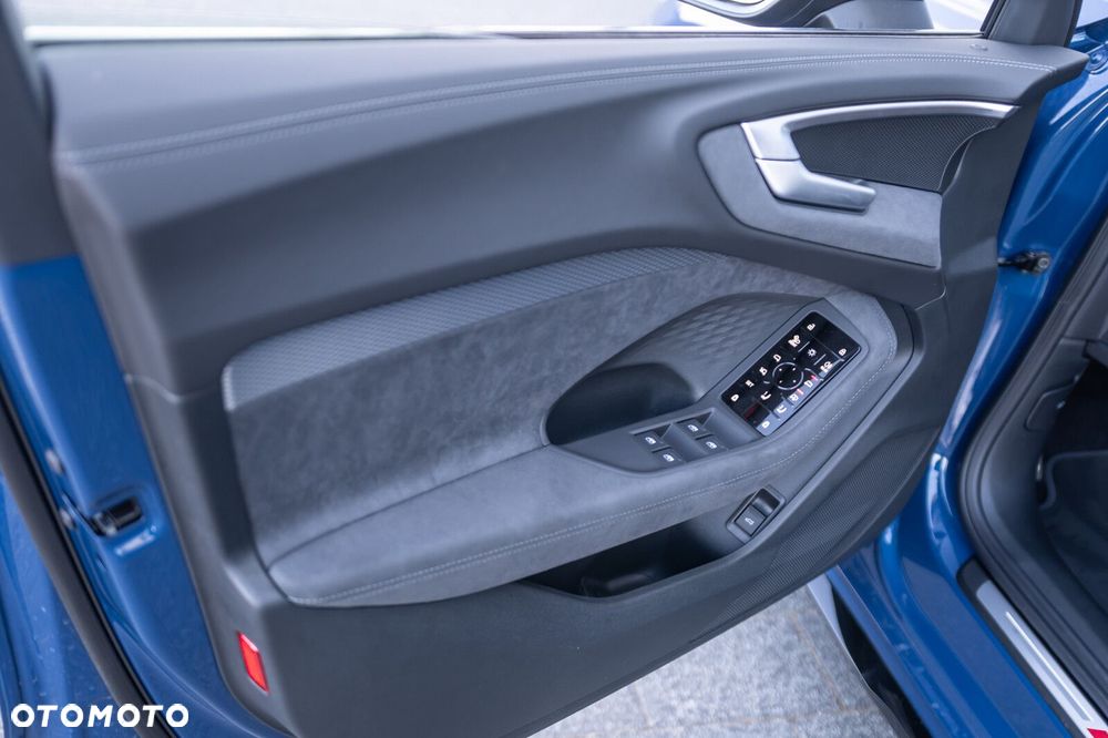 Audi A5 Avant TFSI Quattro S tronic - 17