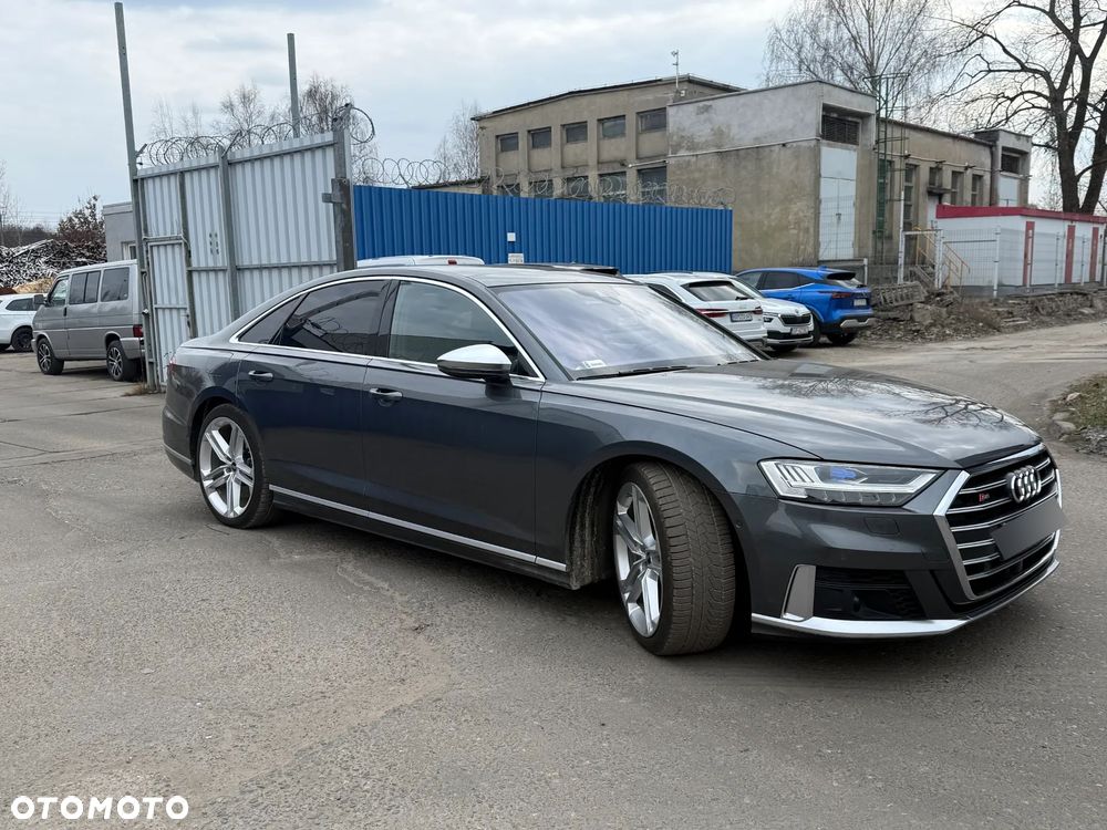 Audi S8 TFSI mHEV Quattro Tiptr - 3