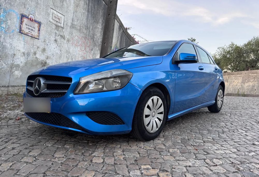 Mercedes-Benz A 180