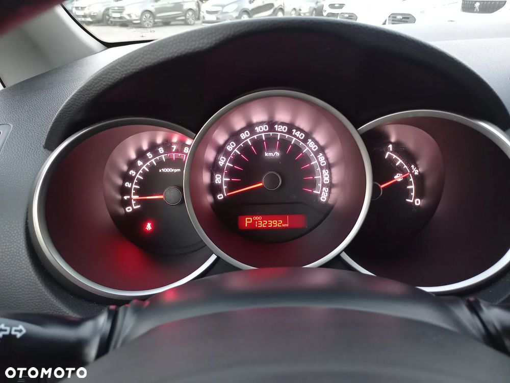 Kia Venga 1.6 CVVT Automatik Dream-Team Edition - 23