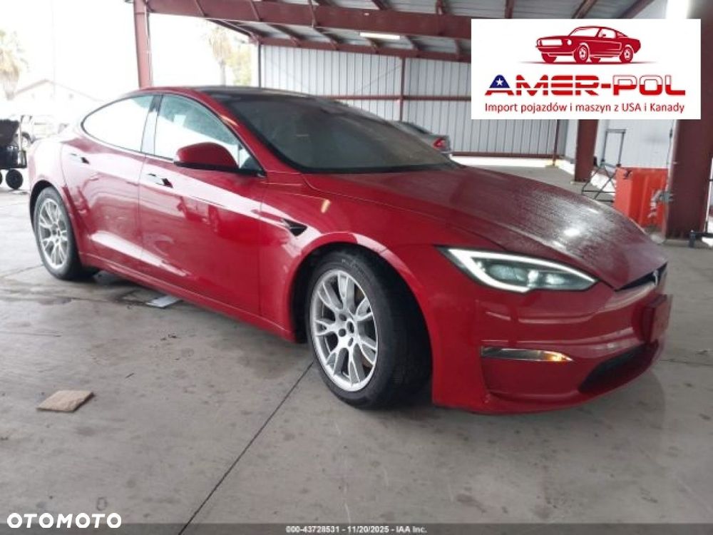 Tesla Model S - 1