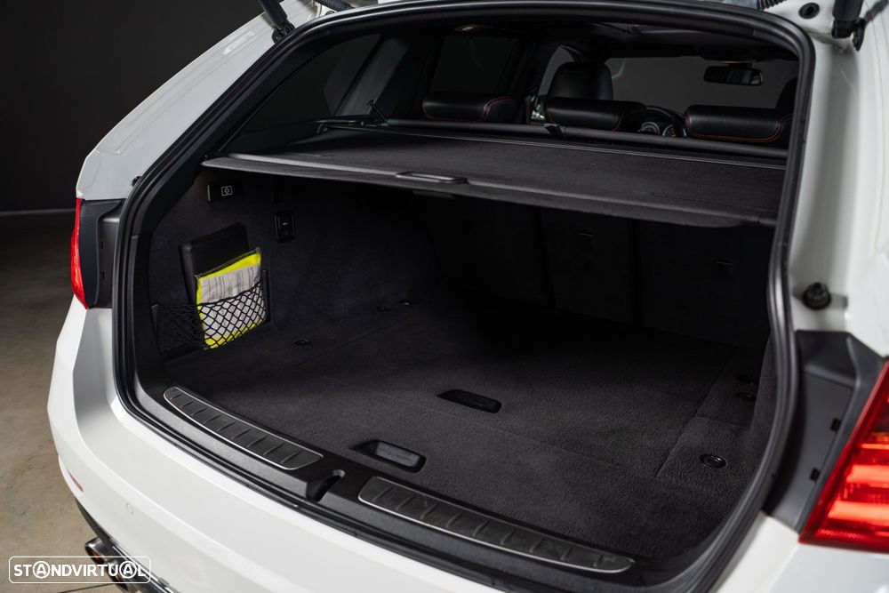 BMW 320 d Auto Line Sport - 47