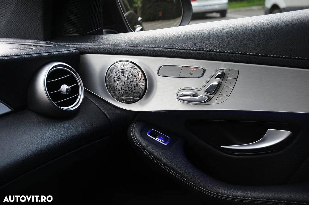 Mercedes-Benz GLC 220 d 4MATIC 9G-TRONIC AMG Line Plus - 33