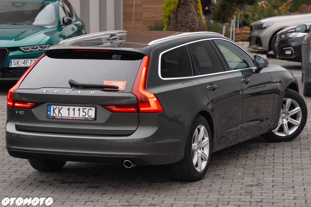 Volvo V90 D3 Geartronic Momentum Pro - 12