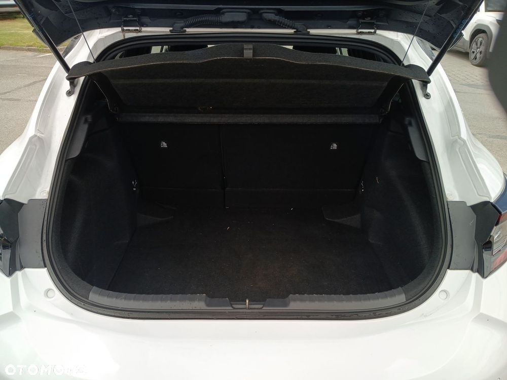 Toyota Corolla - 13