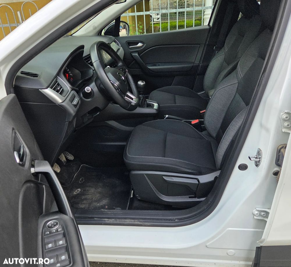 Renault Captur MHEV 140 Techno - 2