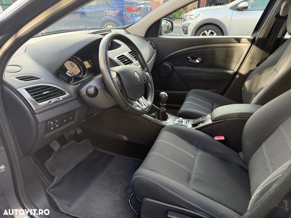 Renault Megane 1.5 dCi Dynamique - 6