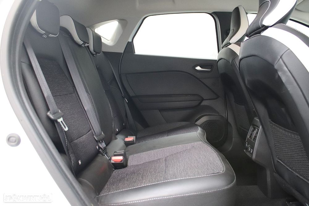 Renault Captur 1.0 TCe Techno Bi-Fuel - 23