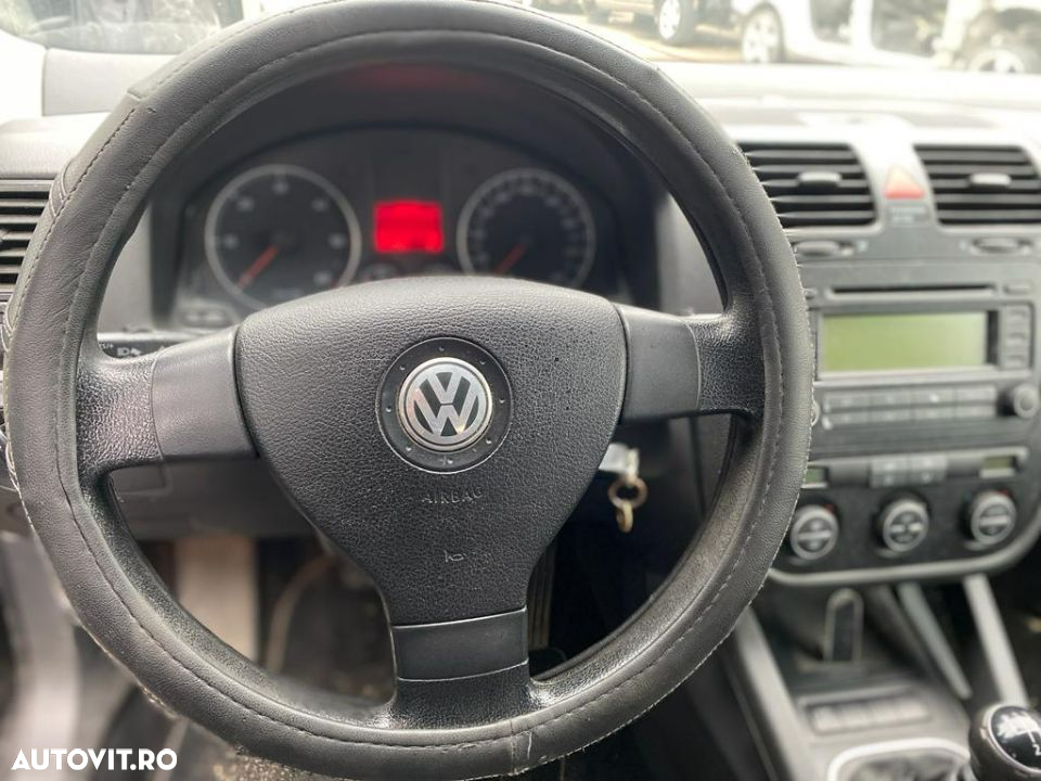 Motor VW GOLF 5 1.9TDi  - Cod motor: BXE (2008) - 7