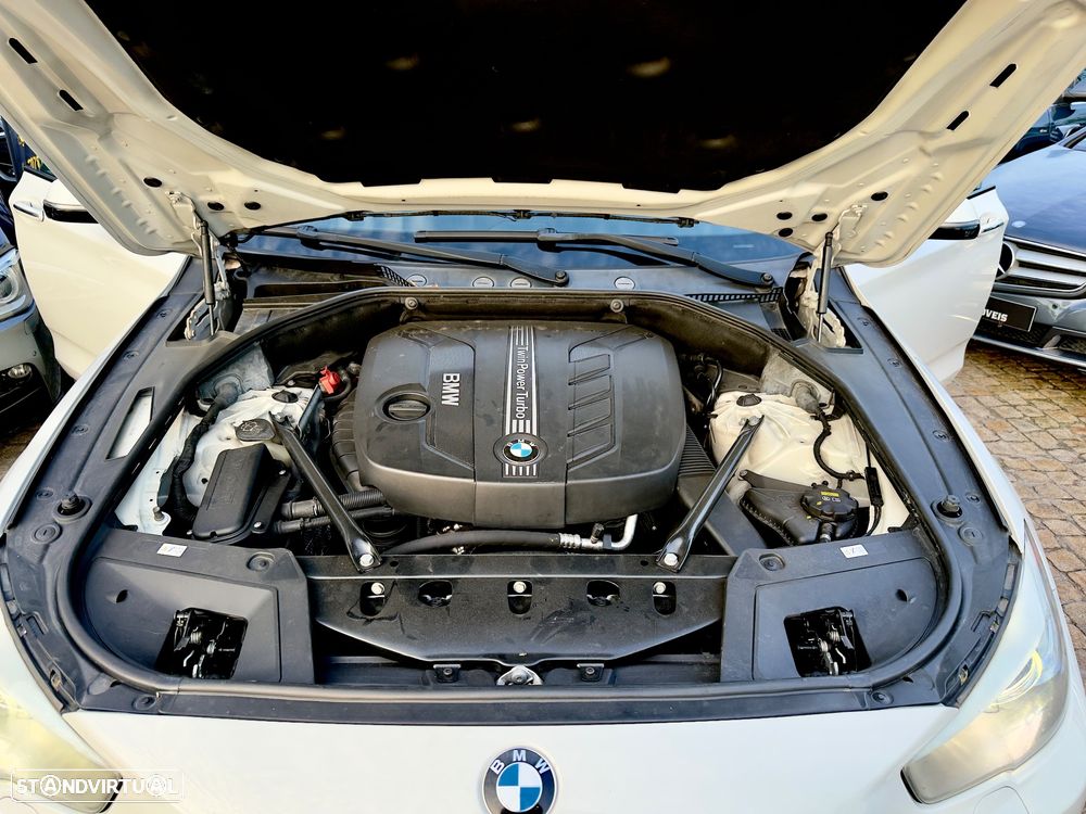 BMW 520 Gran Turismo d Pack M - 30