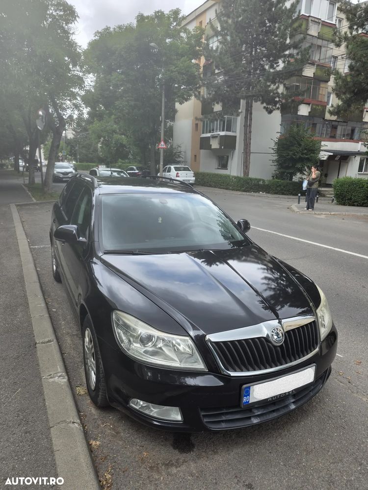 Skoda Octavia 2.0 TDI DPF Ambiente - 1