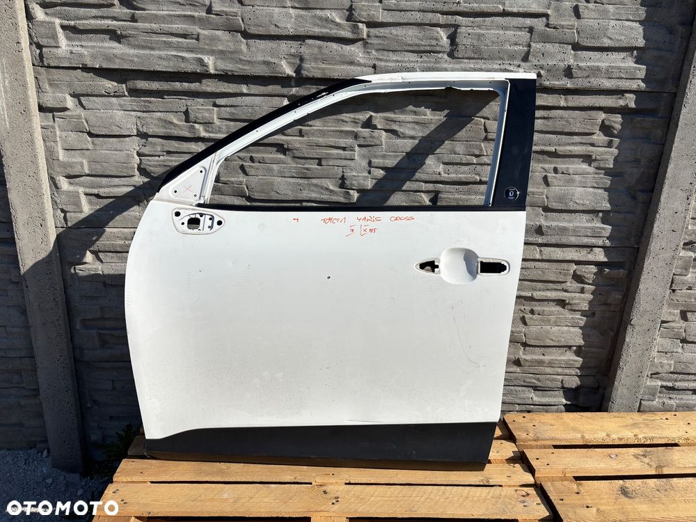 Toyota Yaris Cross drzwi lewy przód - 1