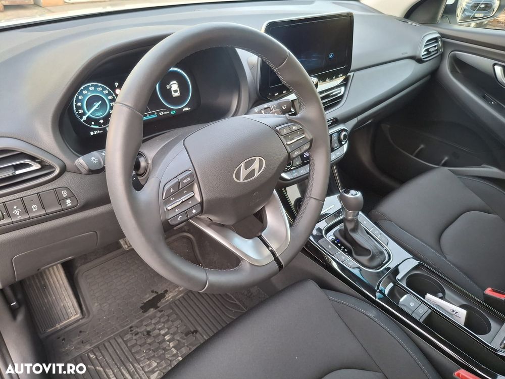 Hyundai i30 1.5 T-GDI 140CP 7DCT MHEV Highway - 9