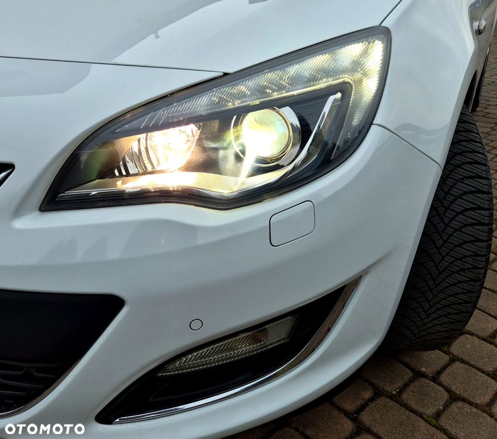 Opel Astra 2.0 CDTI DPF Innovation - 24