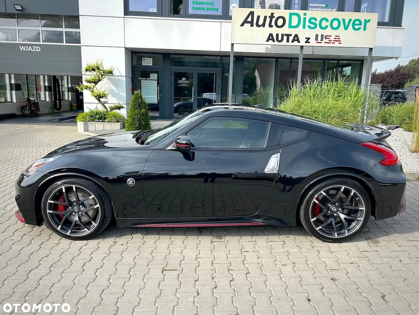 Nissan 370 Z - 38