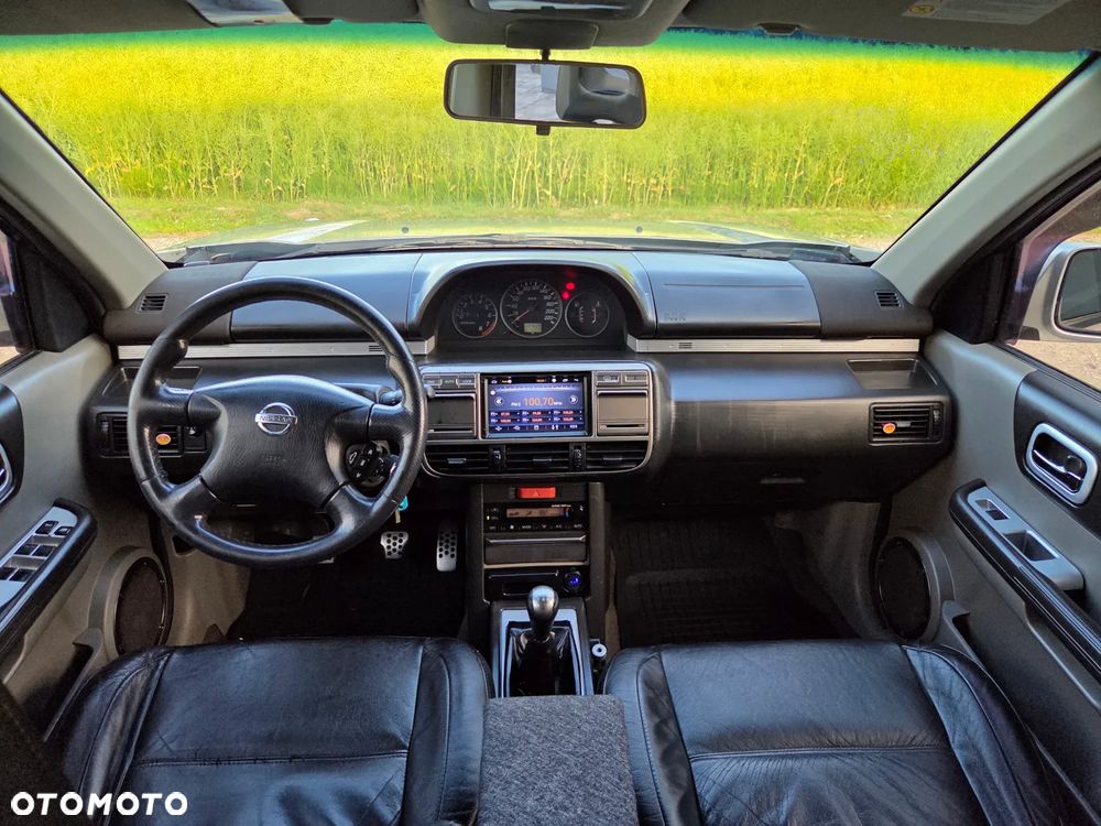Nissan X-Trail 2.0 4x4 Comfort - 6