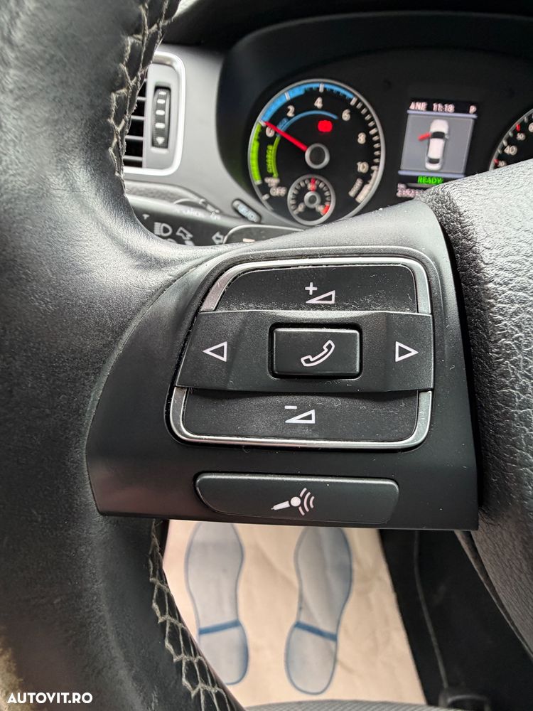 Volkswagen Jetta - 16