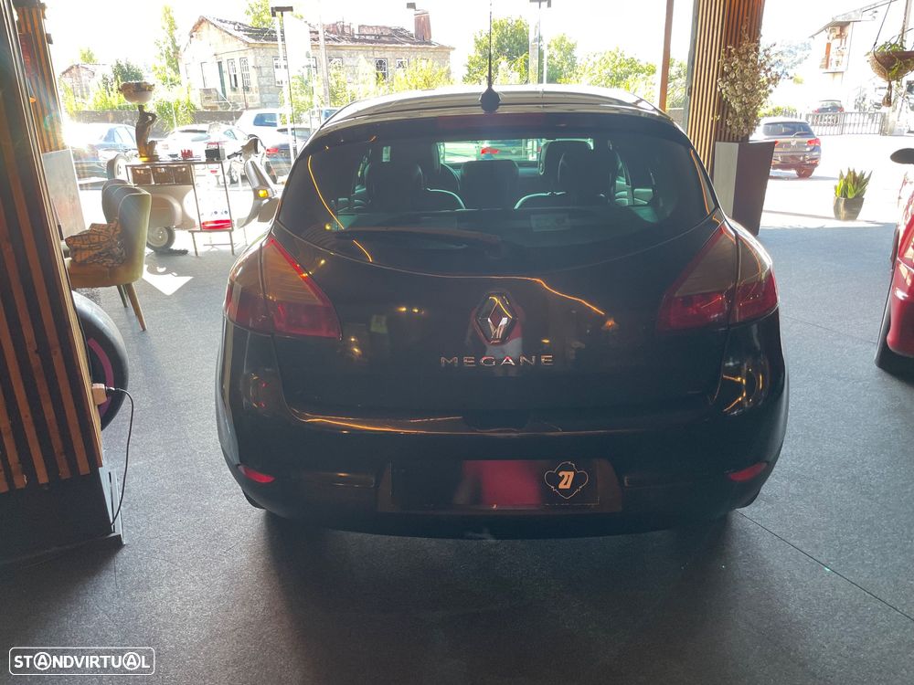 Renault Mégane - 5