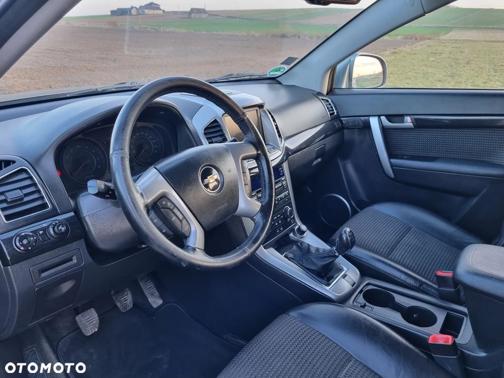 Chevrolet Captiva 2.4 2WD LT - 2