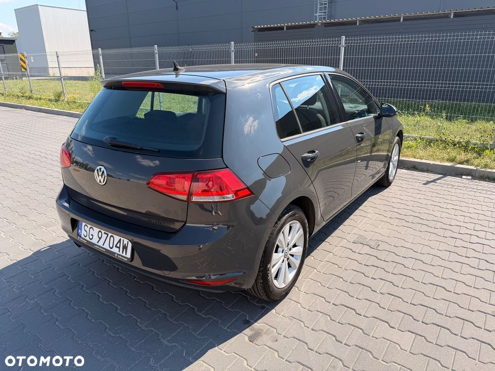Volkswagen Golf 1.2 TSI BMT Comfortline - 3