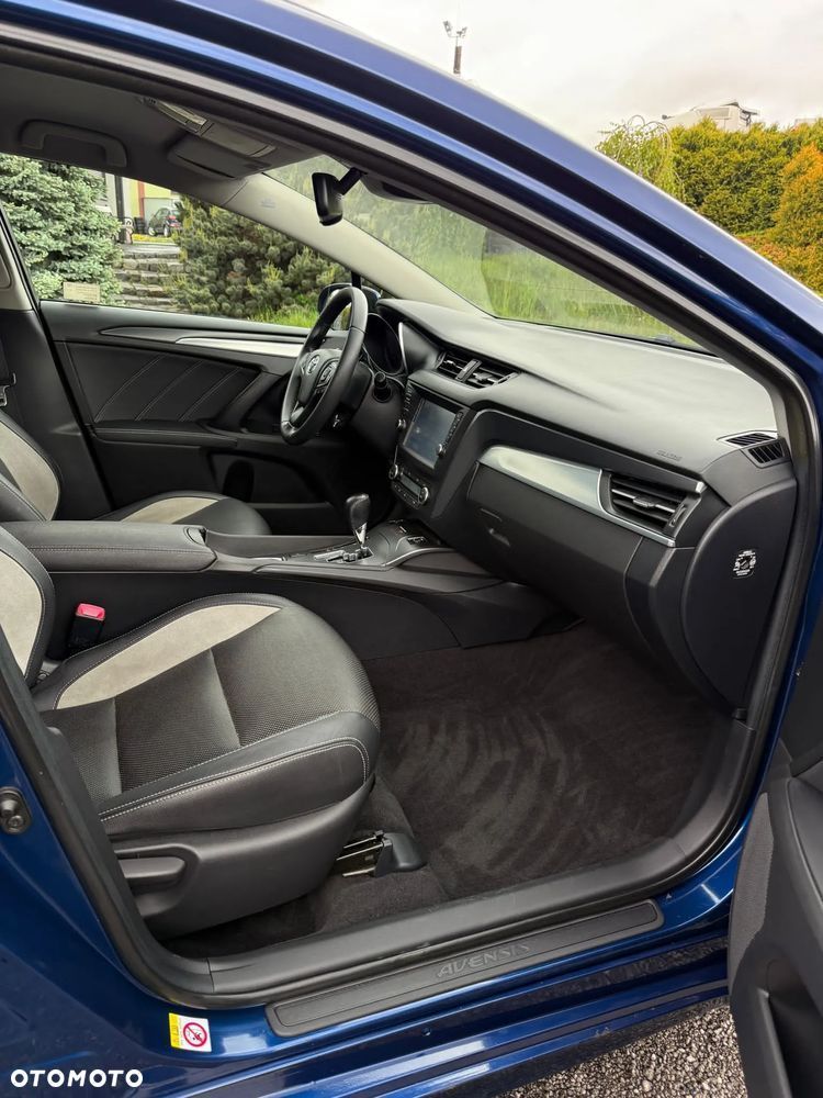 Toyota Avensis 1.8 Business Edition MS - 11