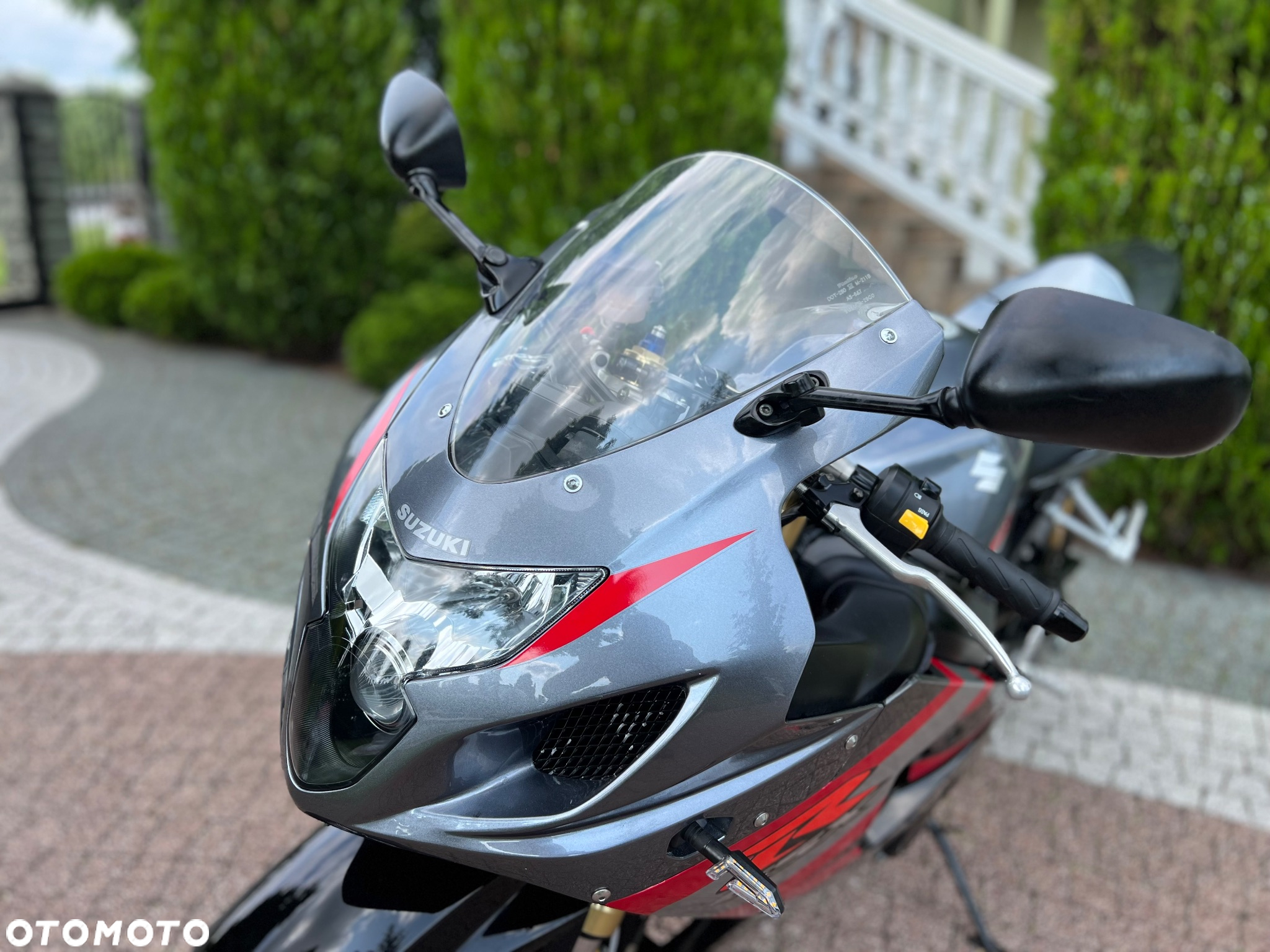 Suzuki GSX-R - 27