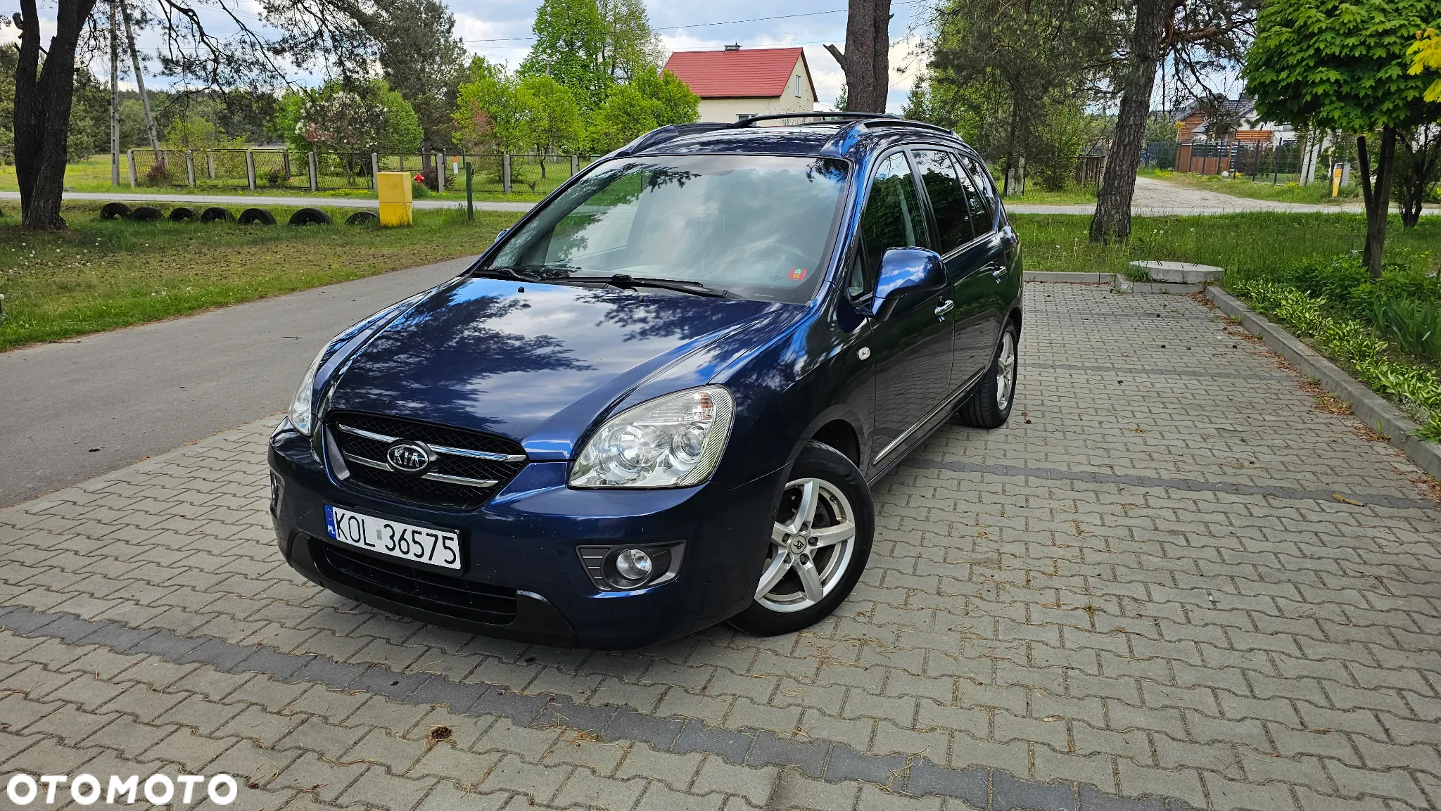 Kia Carens 2.0 EX - 8