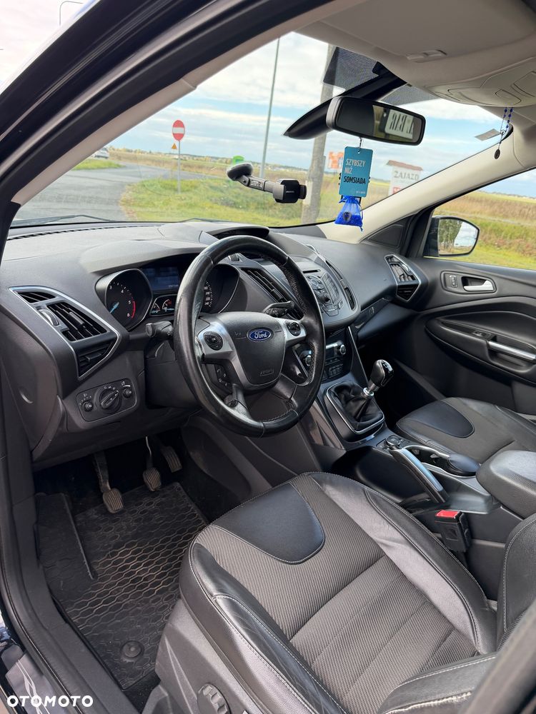 Ford Kuga - 11