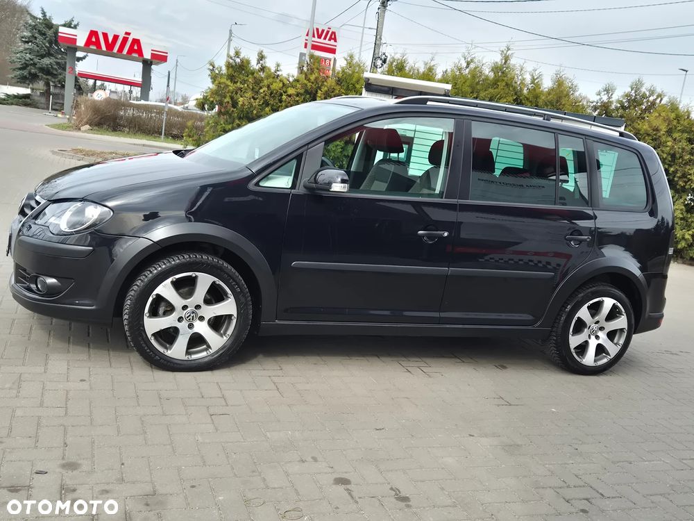 Volkswagen Touran 1.4 TSI Cross - 6