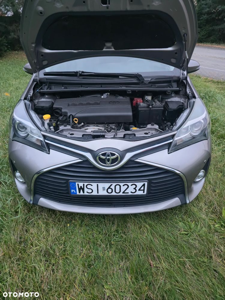 Toyota Yaris - 16