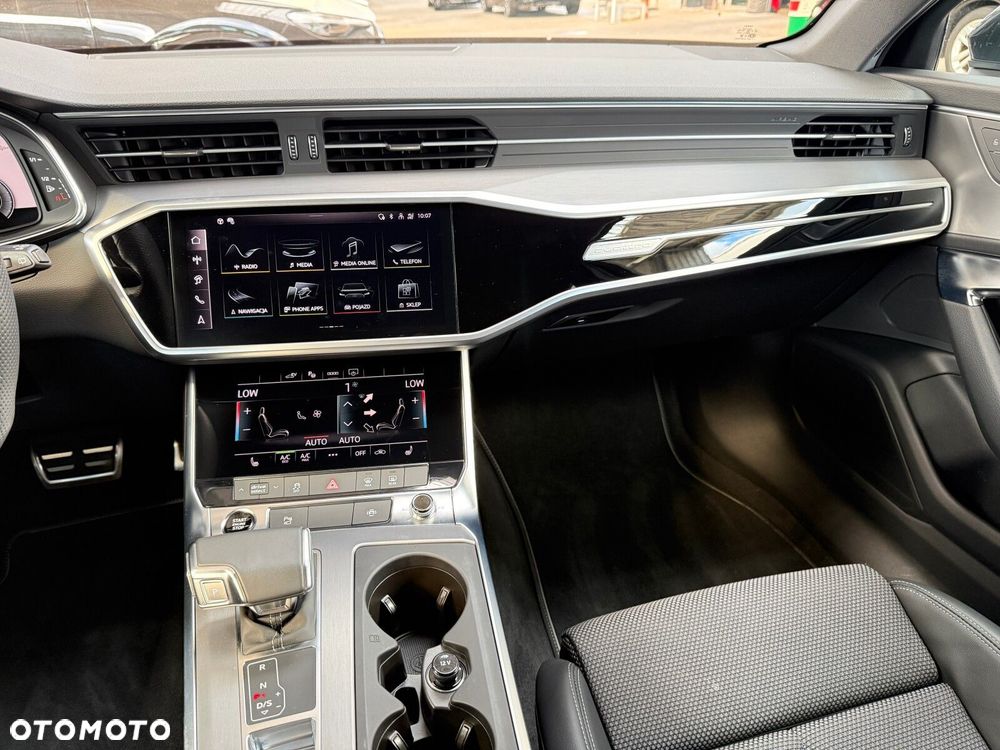 Audi A6 Avant - 16