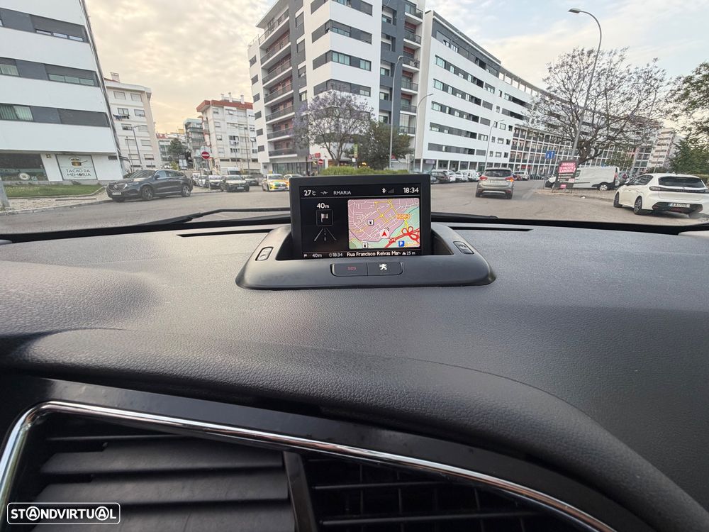 Peugeot 3008 1.6 e-HDi Style 2-Tronic - 33