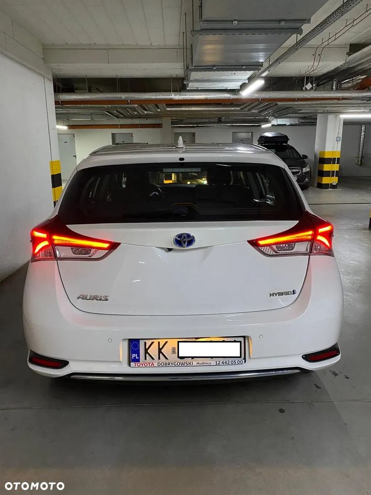 Toyota Auris Hybrid 135 Premium - 3