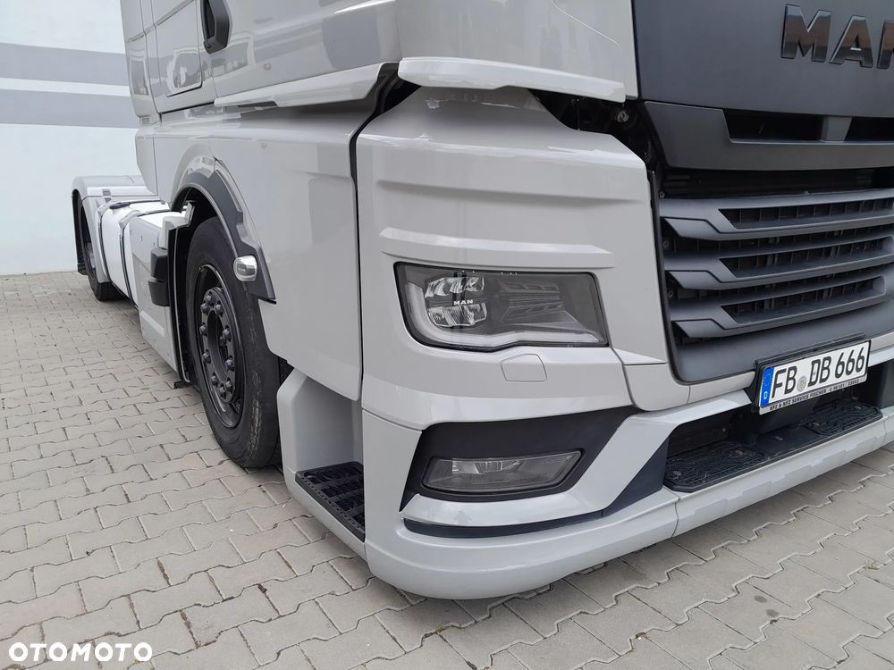 MAN TGX 18.510 INDIVIDUAL FULL OPCJA SKÓRY FULL LED RETARDER - 15