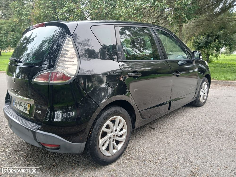 Renault Scénic 1.5 dCi Bose Edtion SS - 4