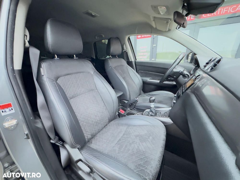 Suzuki Vitara 1.4 Boosterjet MHEV Passion - 22