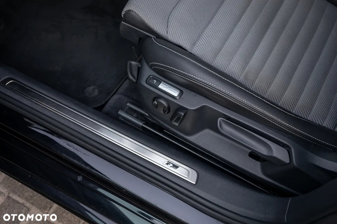 Volkswagen Passat Variant 1.8 TSI (BlueMotion Technology) DSG Highline - 31